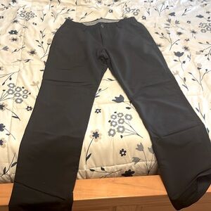 Mens black UA golf pants